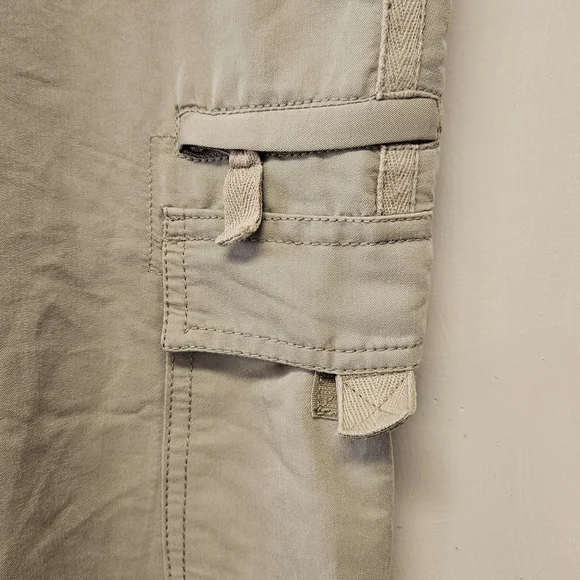 Caribbean Joe Womens Clam Digger Capri Pants in Light Khaki - Picture 5 of 6